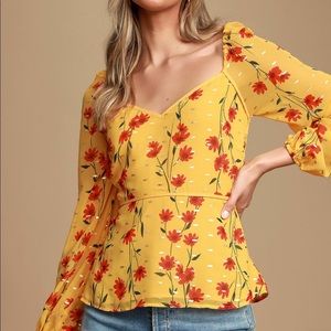 NWT Lulus Yellow Floral Top Large